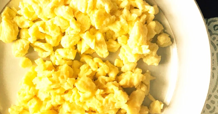 Scrambled Eggs: Milk or Cream?