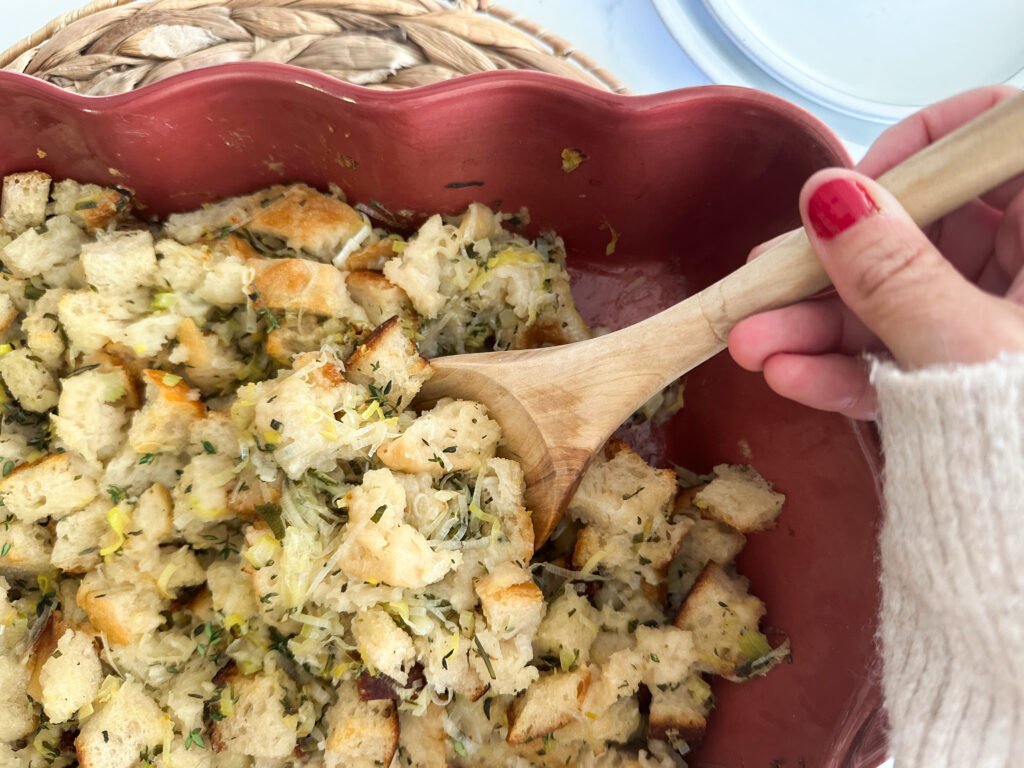 Simple Sourdough Stuffing