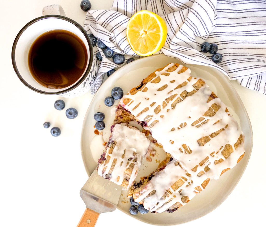 Lemon Blueberry Muffin Cake