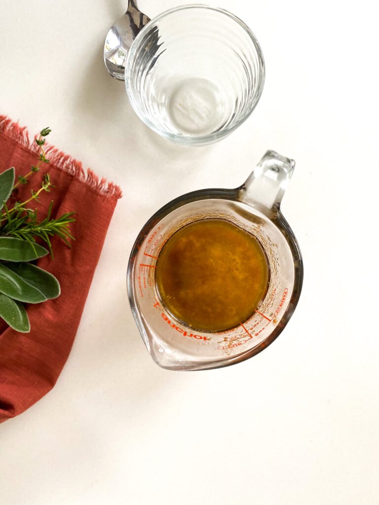 Quick Last Minute Turkey Gravy