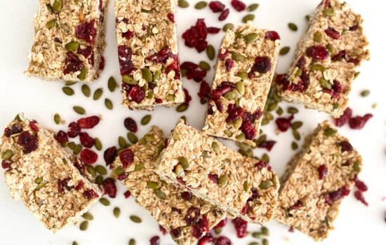 Back to School Overnight Oat Bars (nut-free)