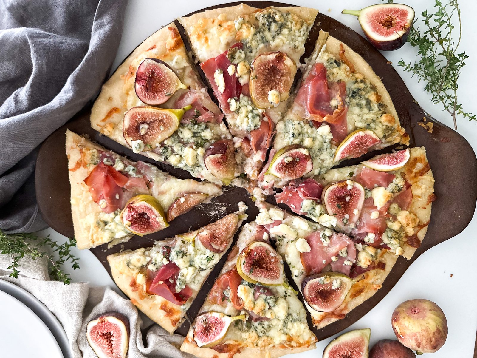 Fig and Gorgonzola Crispy Prosciutto Pizza