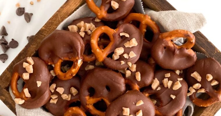 Easy Peanut Butter and Chocolate Dipped Pretzels