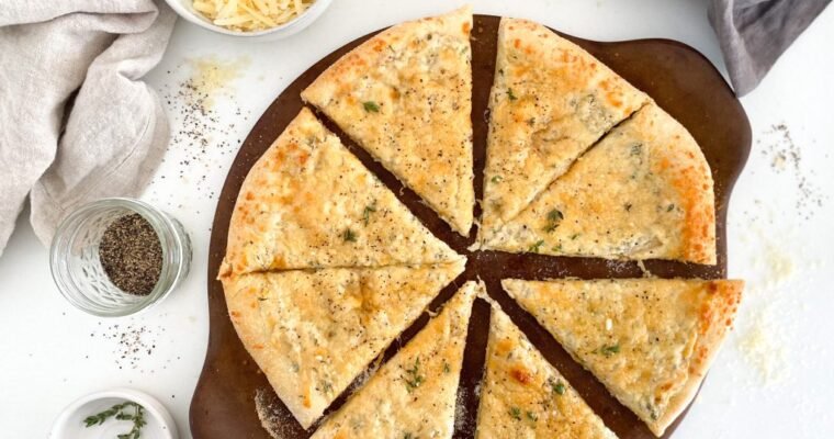 Cacio e Pepe Pizza (Vegetarian White Pizza)