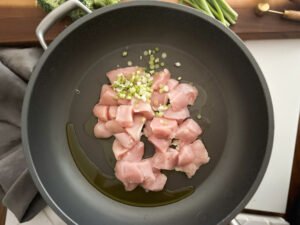 Chicken breasts with green onions