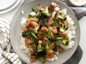 Quick Stir-Fry Chicken and Broccoli