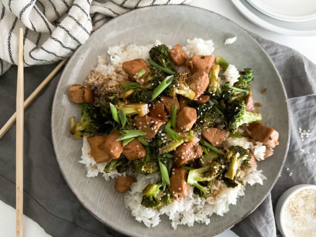 Quick Stir-Fry Chicken and Broccoli