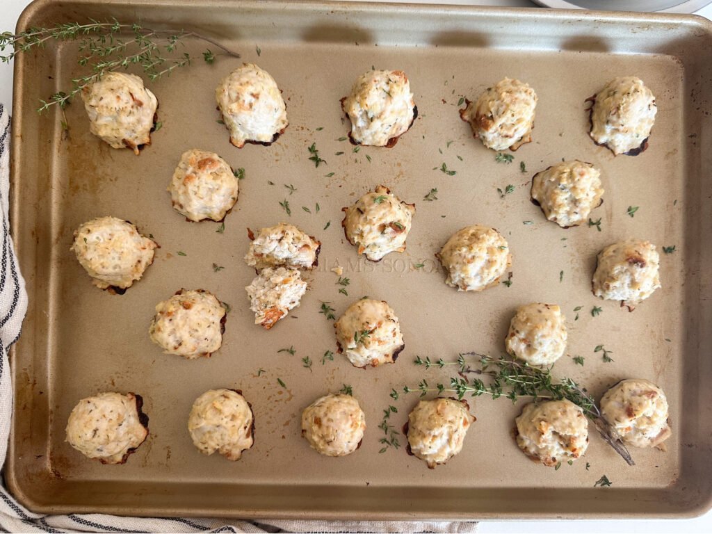 Easy Weeknight Chicken Meatballs