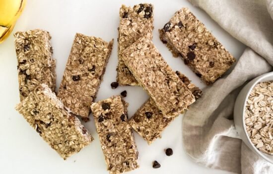 Overnight Oat Granola Bars (no-bake)