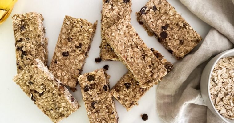 Overnight Oat Granola Bars (no-bake)