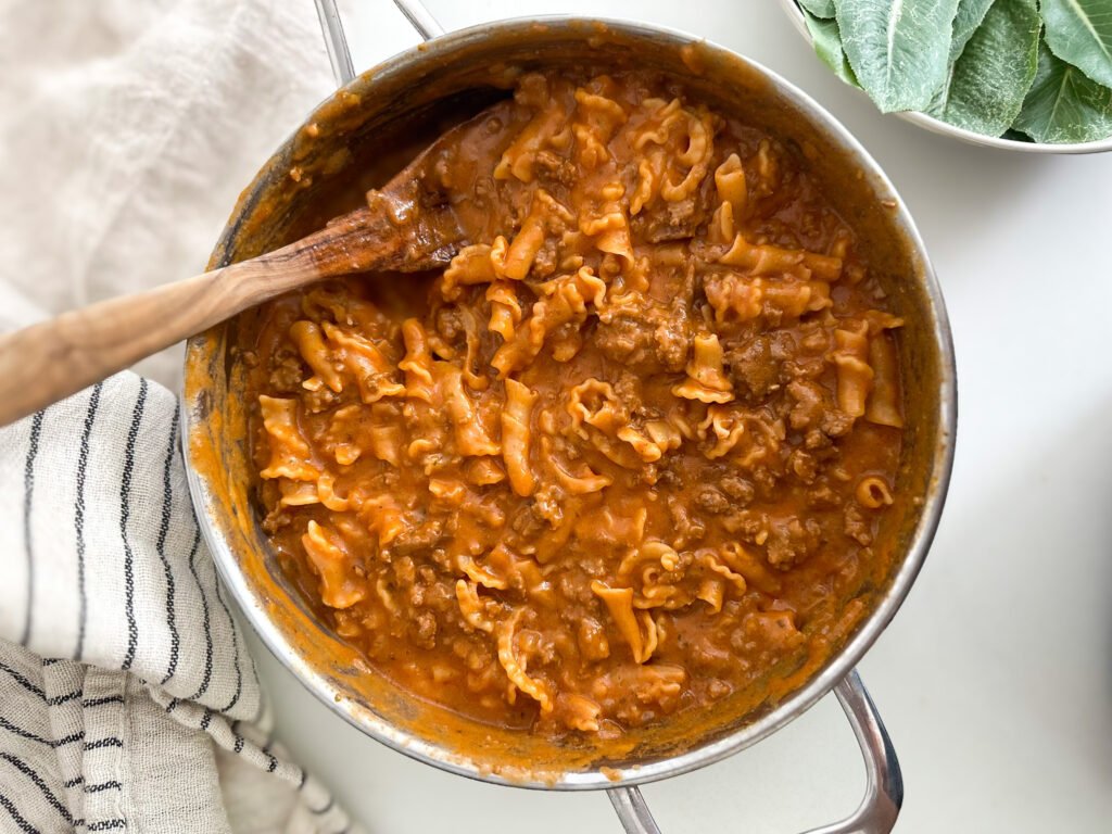 One-Pot Cheeseburger Pasta