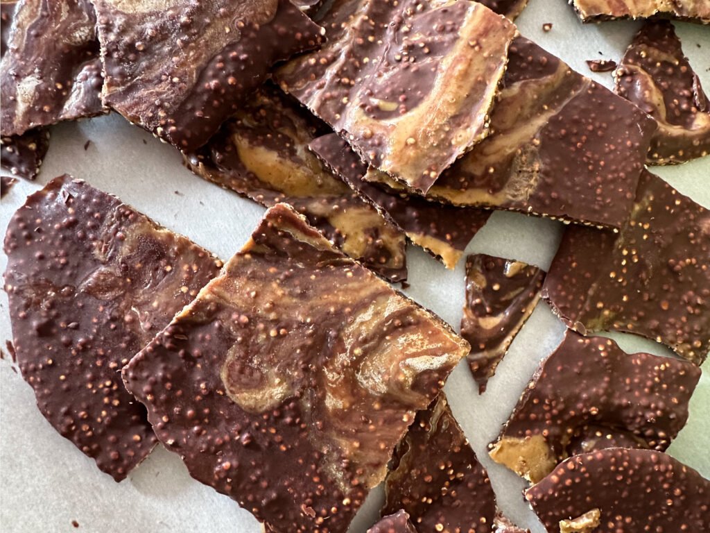Popped Quinoa Chocolate Peanut Butter Bark - close up